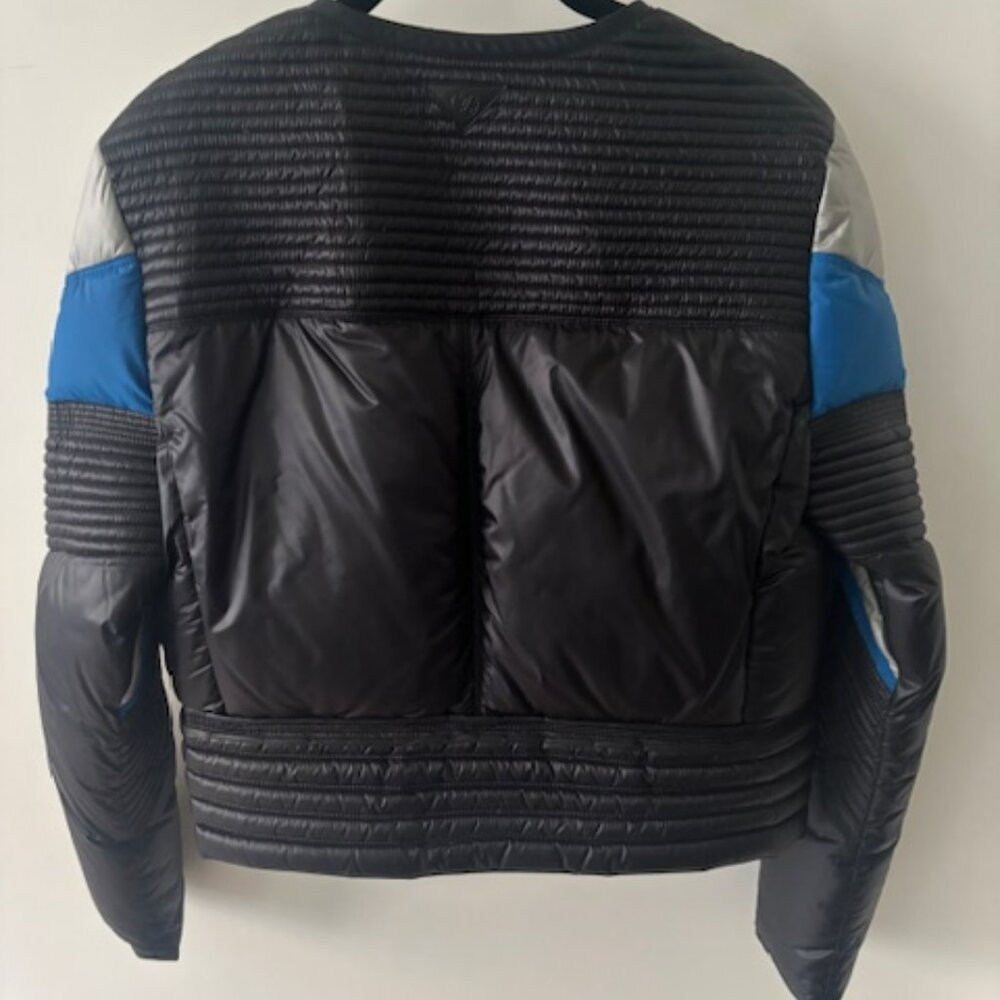 Louis Vuitton Women's Short Down Jacket, Size 38, Black/Silver/Blue, Worn Once - Picture 3 of 6